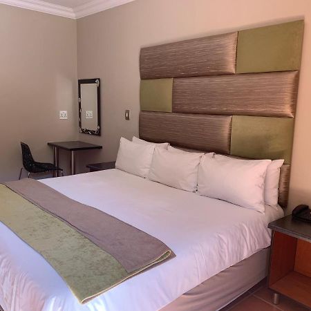 Polokwane Lodge Exterior photo